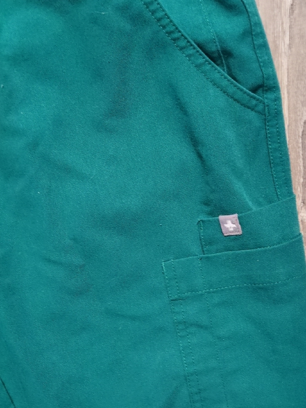 Figs Green Scrub Pants Size Small - Picture 3 of 6